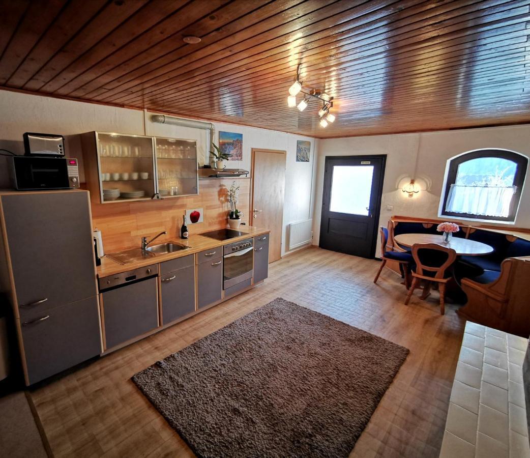 Haus Eveline Apartamento Exterior foto